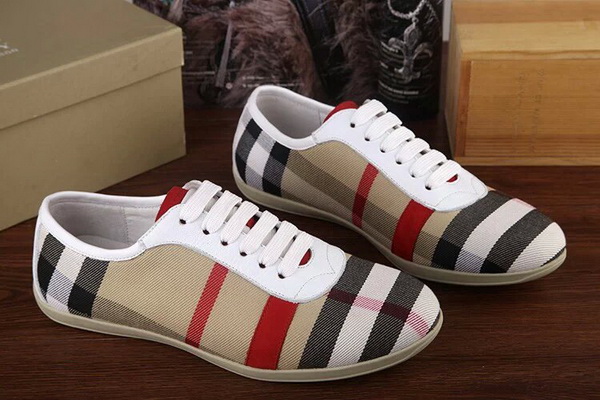 Burberry Fashion Men Sneakers--054